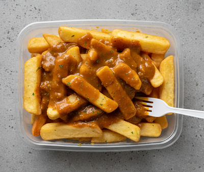 Large Chips & Curry Sauce In A Tray 